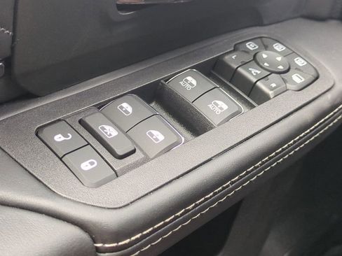 New 2026 RAM 2500 Limited AWD/4WD image 25