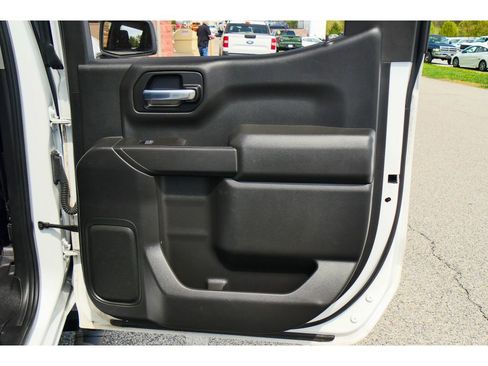 Used 2020 Chevrolet Silverado 1500 Custom Trail Boss w/ Custom Convenience Package image 19