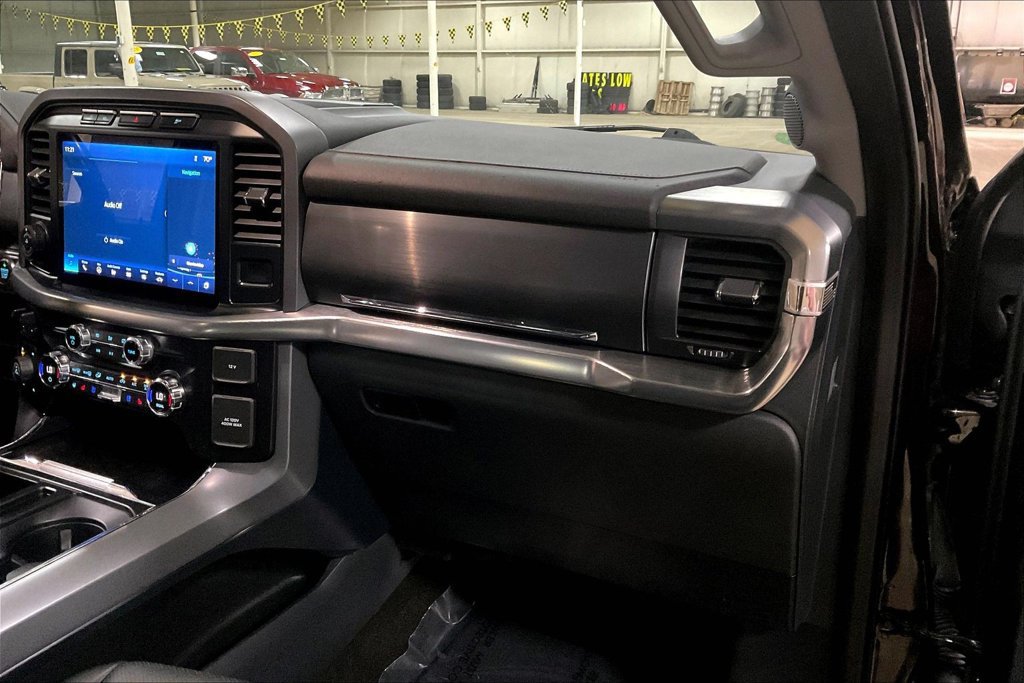Used 2021 Ford F150 Lariat w/ Equipment Group 502A High AWD/4WD image 15