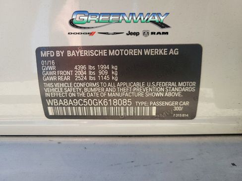 Used 2016 BMW 320i Sedan image 30