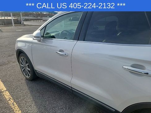 Used 2019 Lincoln MKC Reserve w/ MKC Climate Package image 5