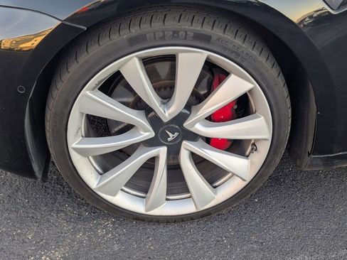 Used 2018 Tesla Model 3 image 13