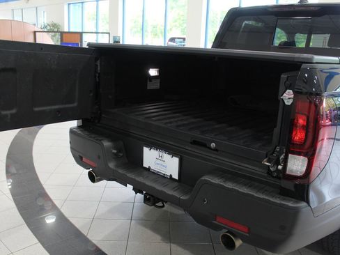 Used 2022 Honda Ridgeline Black Edition image 61
