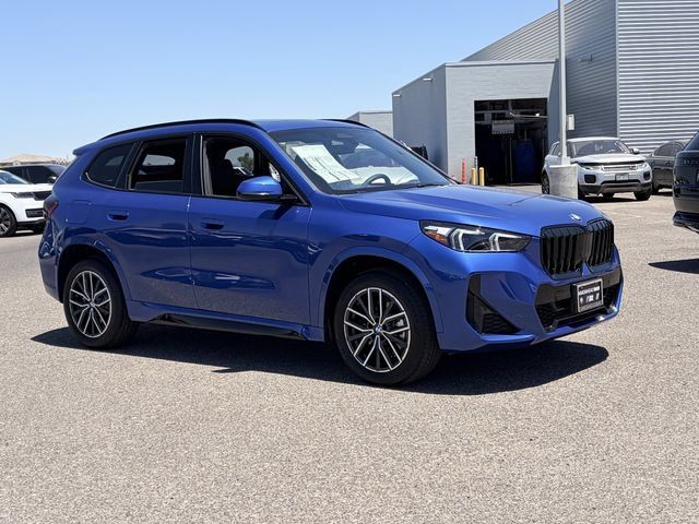 Used 2026 BMW X1 xDrive28i w/ M Sport Package AWD/4WD image 4