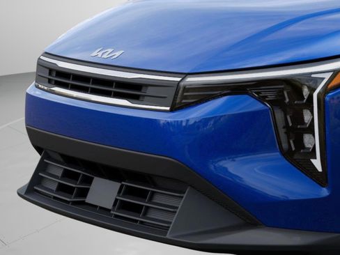 New 2026 Kia K4 LXS image 12