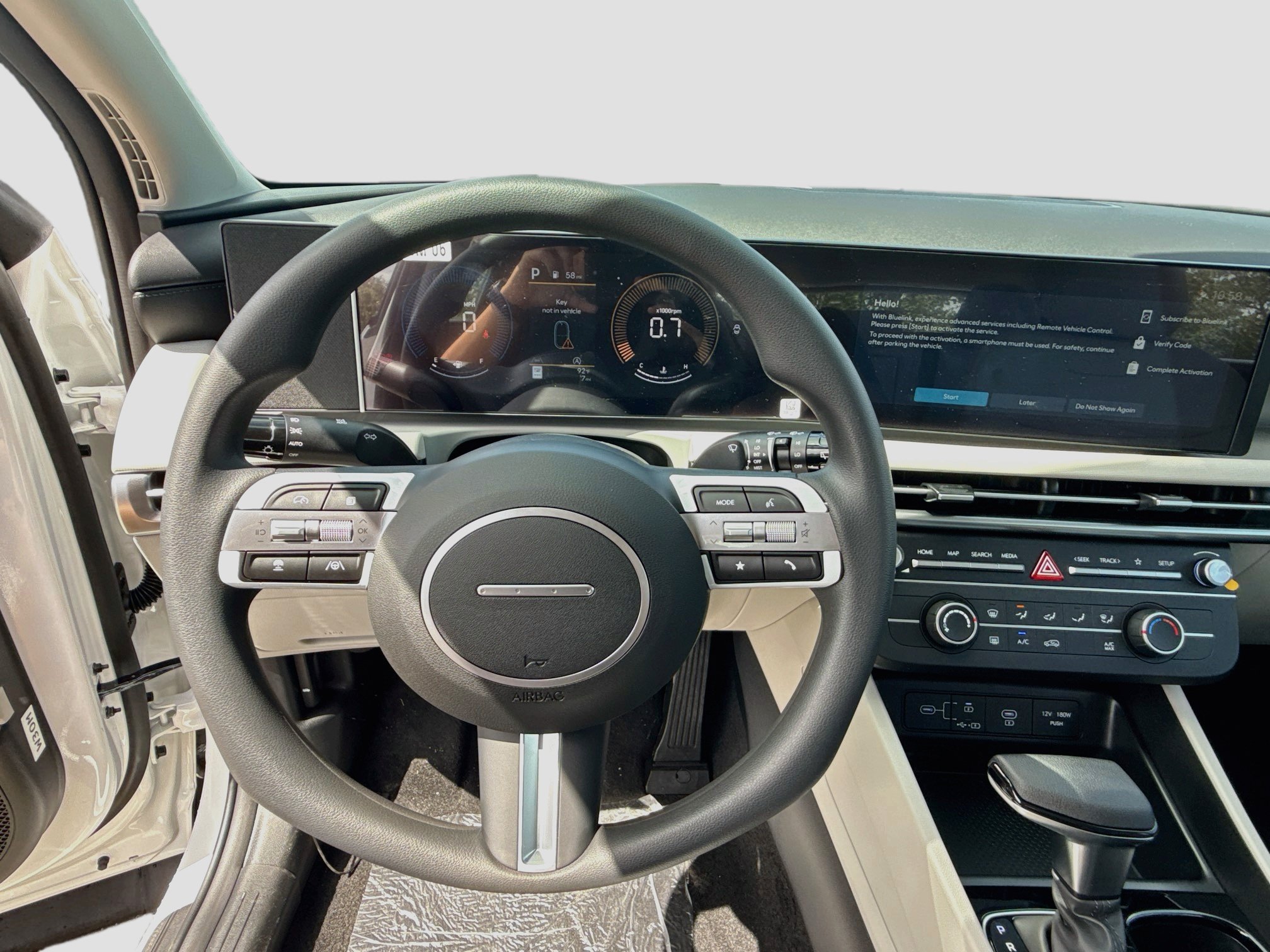 New 2026 Hyundai Tucson SE FWD image 8