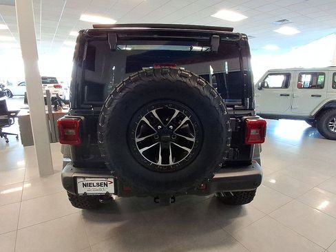 Used 2026 Jeep Wrangler Unlimited Rubicon 392 w/ Quick Order Package 27X Moab AWD/4WD image 7