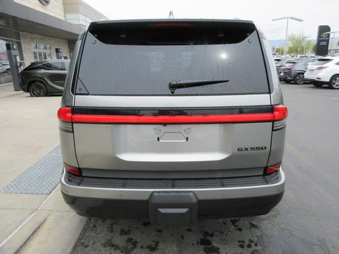 Used 2026 Lexus GX 550 w/ Accessory Package (2T) image 7