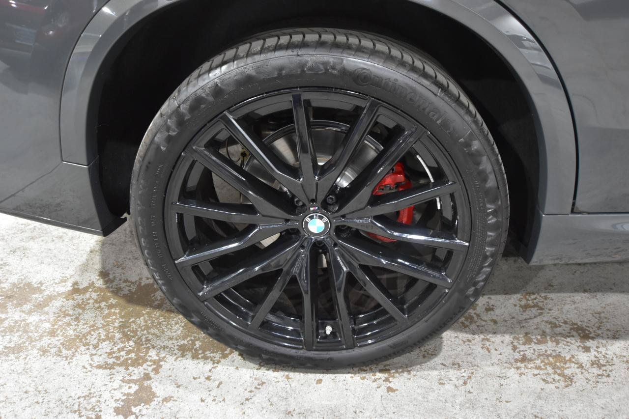 Used 2025 BMW X5 xDrive40i w/ M Sport Package AWD/4WD image 59