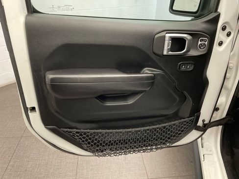 Used 2020 Jeep Wrangler Unlimited Rubicon AWD/4WD image 22