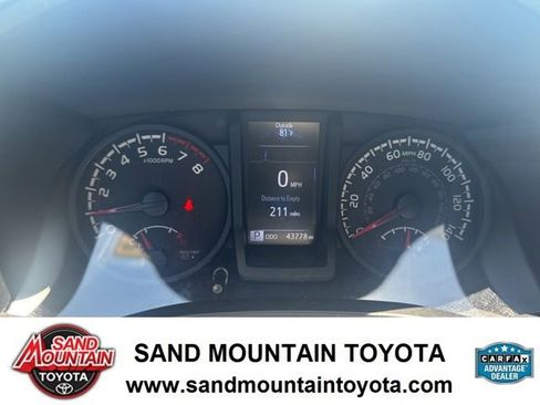 Used 2023 Toyota Tacoma SR AWD/4WD image 15