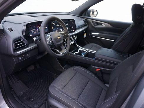 New 2026 Chevrolet Traverse LT w/ Driver Confidence Package image 9