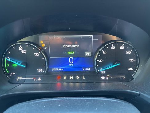 Used 2021 Ford Escape SE image 12