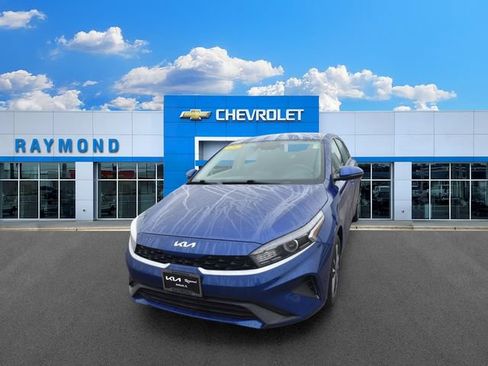 Certified 2023 Kia Forte LXS w/ LXS Technology Package FWD image 7