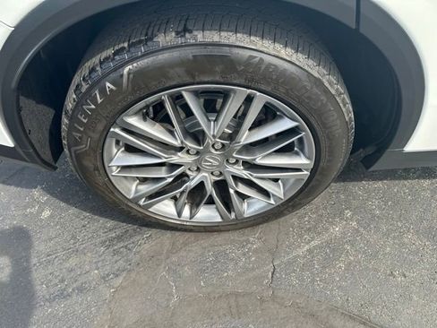Used 2022 Acura MDX SH-AWD w/ Advance Package image 24