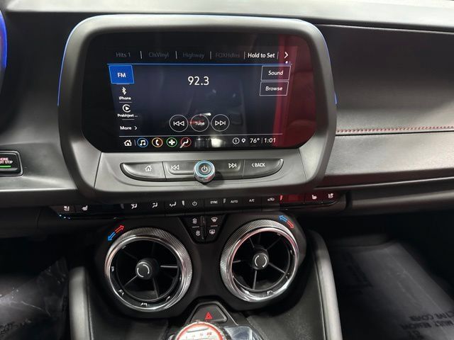 Used 2022 Chevrolet Camaro SS RWD image 13