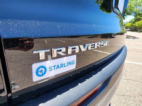 New 2025 Chevrolet Traverse LT image 25