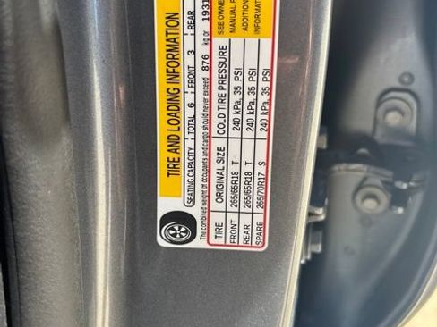 Used 2021 Chevrolet Silverado 1500 LT AWD/4WD image 16
