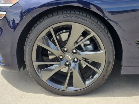 Used 2023 Genesis G70 2.0T w/ Sport Prestige Package RWD image 17