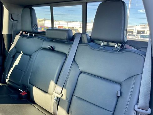 Used 2022 Chevrolet Silverado 1500 LTZ image 30