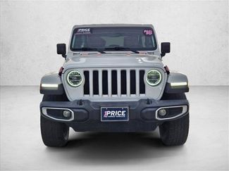 Used 2018 Jeep Wrangler Unlimited Sahara w/ Dual Top Group AWD/4WD video 2