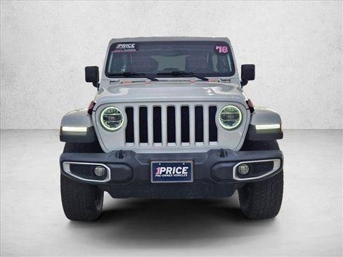 Used 2018 Jeep Wrangler Unlimited Sahara w/ Dual Top Group AWD/4WD image 2