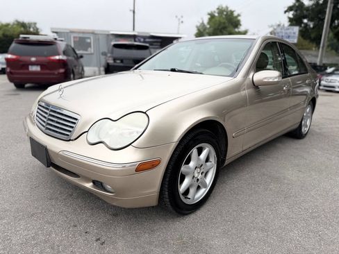 Used 2002 Mercedes-Benz C 240 Sedan image 1