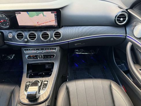 Certified 2018 Mercedes-Benz E 400 4MATIC Sedan image 29