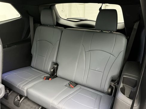 Certified 2023 Buick Enclave Essence w/ Experience Buick Package image 14