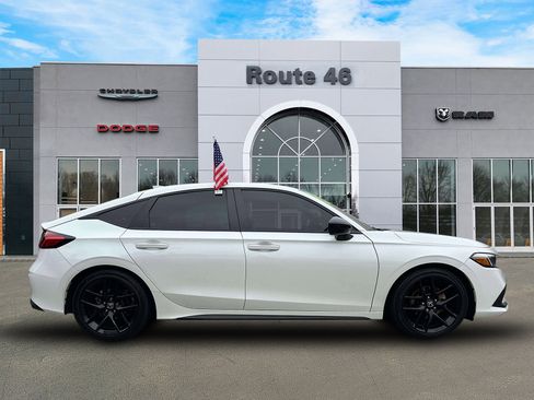 Used 2024 Honda Civic Sport image 6