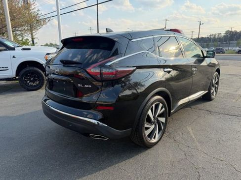 Used 2023 Nissan Murano SL w/ SL Moonroof Package image 9