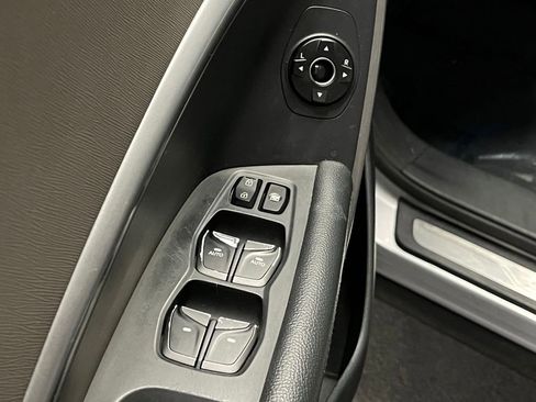 Used 2017 Hyundai Santa Fe SE w/ SE Ultimate Tech Package 03 image 16