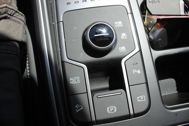 Used 2026 Kia Sorento EX AWD/4WD image 11