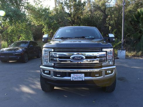 Used 2017 Ford F250 Lariat w/ Chrome Package AWD/4WD image 2