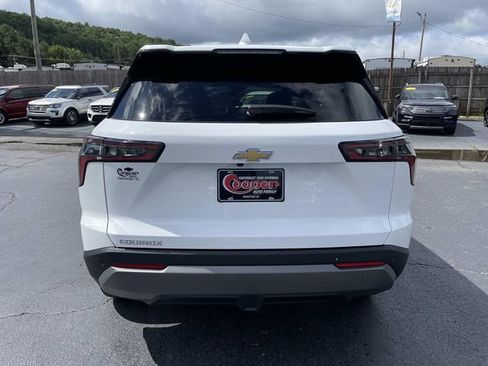 Certified 2025 Chevrolet Equinox LT FWD image 4