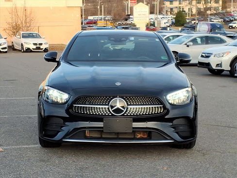 Used 2022 Mercedes-Benz E 350 4MATIC Sedan image 6
