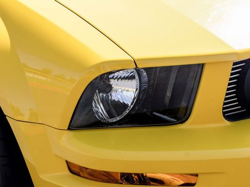 Used 2006 Ford Mustang GT Premium RWD image 90