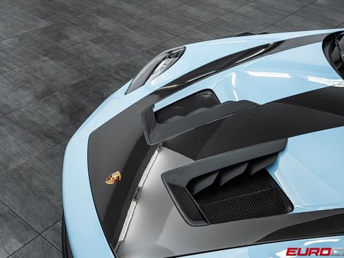 Used 2025 Porsche 911 GT3 RS RWD image 9
