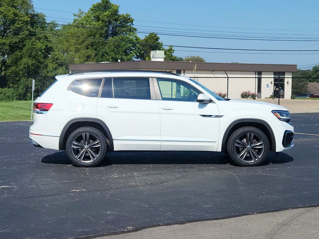Used 2021 Volkswagen Atlas SE w/ Panoramic Sunroof Package AWD/4WD image 8