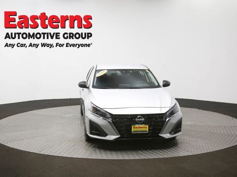 Used 2024 Nissan Altima 2.5 SV image 51