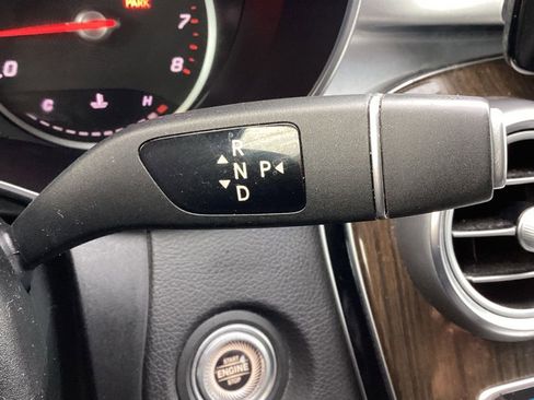Used 2019 Mercedes-Benz C 300 4MATIC Sedan image 21