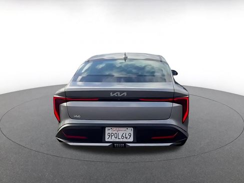 Used 2025 Kia K4 LXS image 12