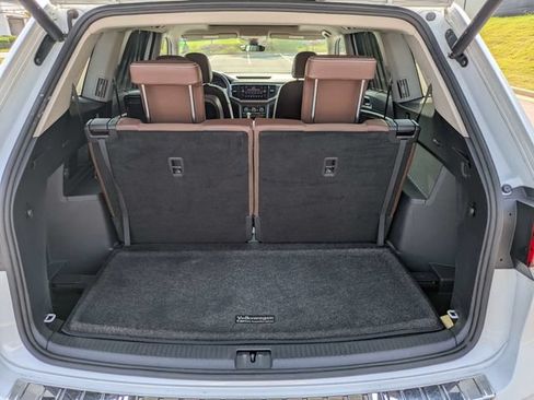 Used 2023 Volkswagen Atlas SEL AWD/4WD image 13