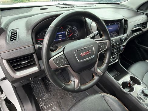 Used 2023 GMC Terrain AT4 AWD/4WD image 10