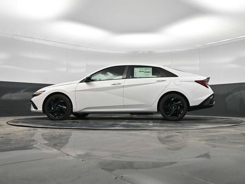 New 2026 Hyundai Elantra Sport image 33