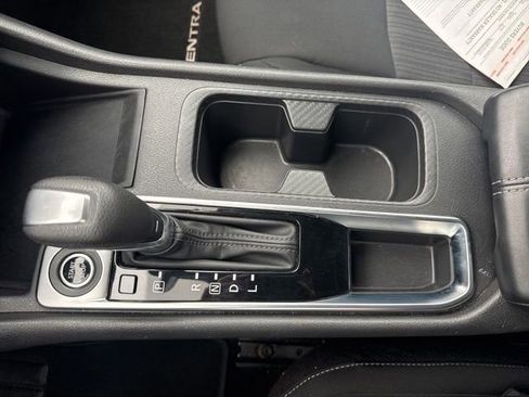 Used 2025 Nissan Sentra SV image 21