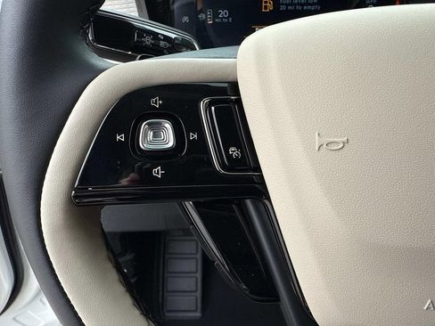 New 2026 Lincoln Corsair Premiere image 30