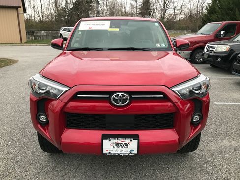 Certified 2021 Toyota 4Runner SR5 image 3