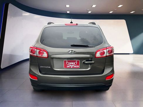 Used 2012 Hyundai Santa Fe GLS image 4
