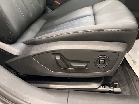 Used 2025 Audi A5 2.0T Premium w/ Convenience Package AWD/4WD image 22